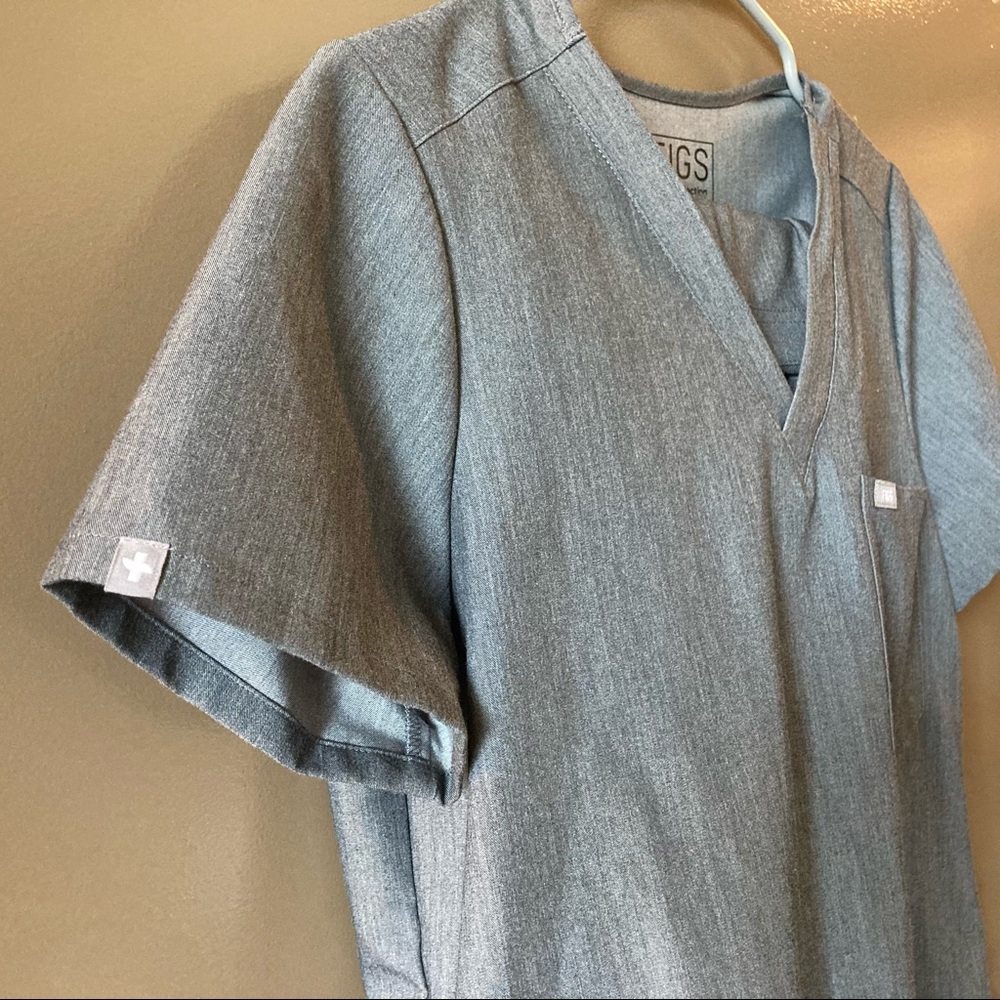 FIGS Graphite Scrub Set - Zamora & Catarina